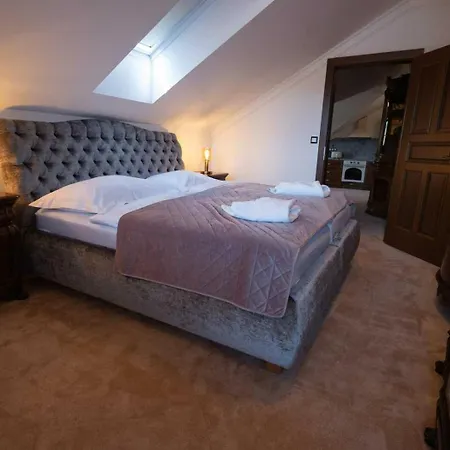 Hotel Kuria Cerveny Majer Senec