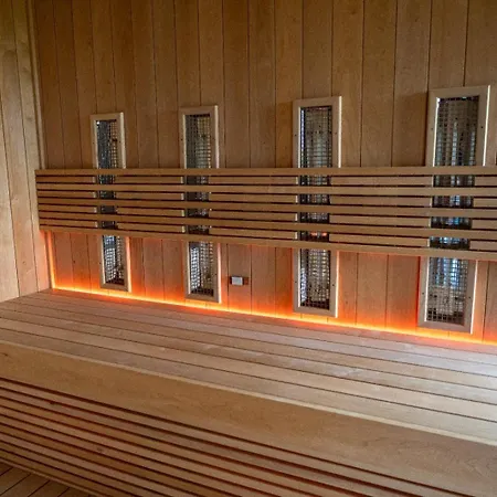 Hotel Kuria Cerveny Majer